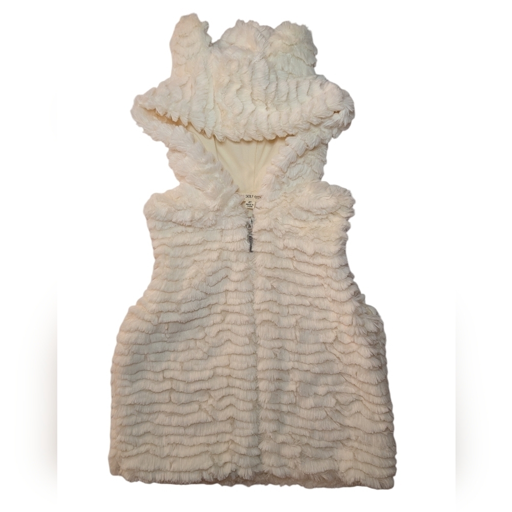 NWOT Self Esteem Girls Cozy Cream Faux Fur Vest Size 4T